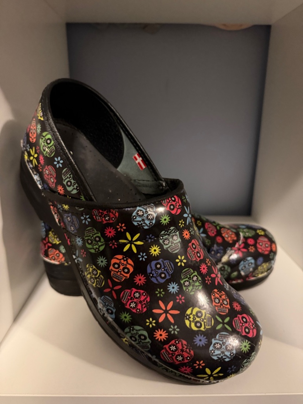 Sanita Black Clogs with Multicolor Sugar Skull Print